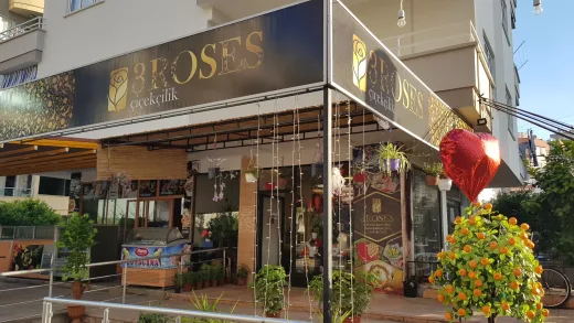 3 Rose Çiçekçilik