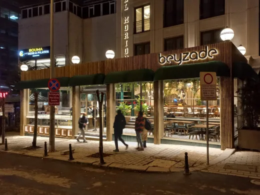 Beyzade Karaköy (Künefe - Baklava - Kahvaltı)