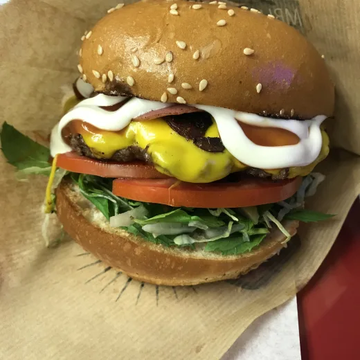 HAMBURGERCİ MÜKERREM