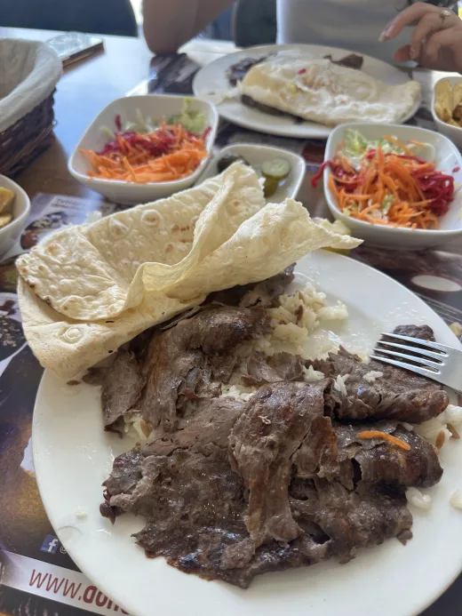 Dönerci Celal Usta - Sirkeci Şubesi
