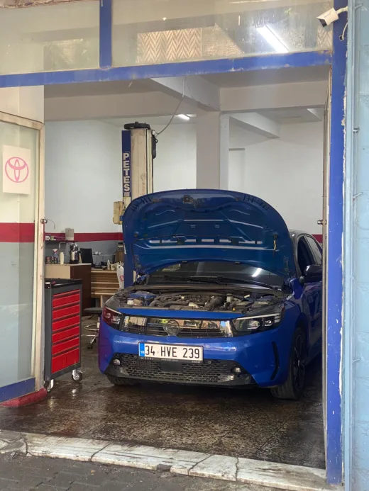 Araba Garage & Ford Opel Citroen Peugeot Volkswagen Audi Araç Bakım Oto Tamir Servisi