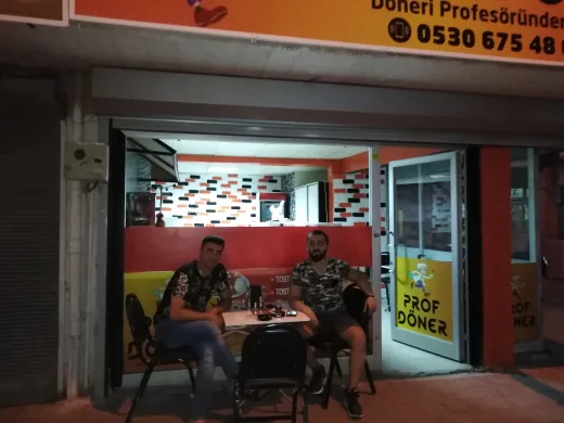 Prof Döner