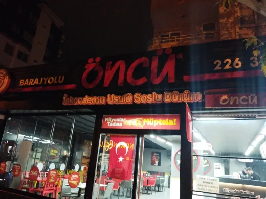 Öncü Döner