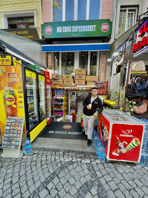 MR GROSS SÜPER MARKET