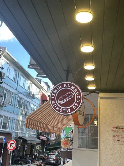 Meşhur İzmir Kumrucusu