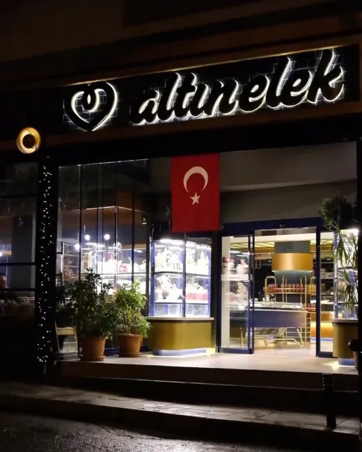 Altınelek Patisserie | Ataşehir | Cafe | Pastane | Kahvaltı | Yemek | Tatlı | Pasta | Kurabiye