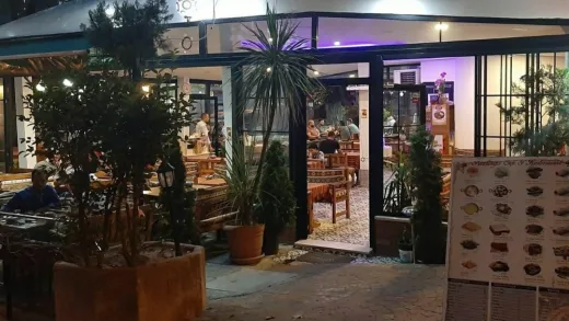 Kadırga Cafe Restoran