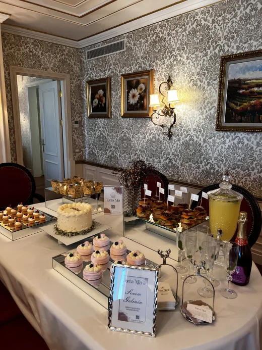 Torta Mia Cafe & Patisserie