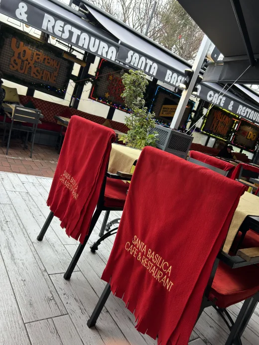 Santa Basilica Cafe & Restaurant
