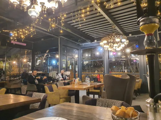 Green Corner Cafe & Restaurant