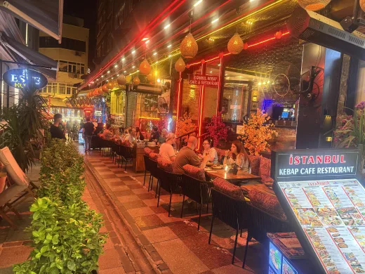 İstanbul Kebab Cafe Restaurant