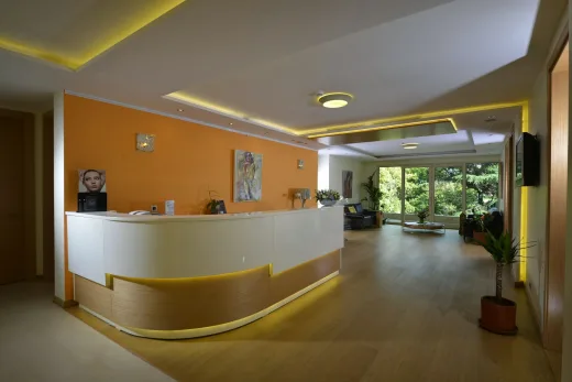 Serdar Eren Sağlık Ve Estetik Merkezi