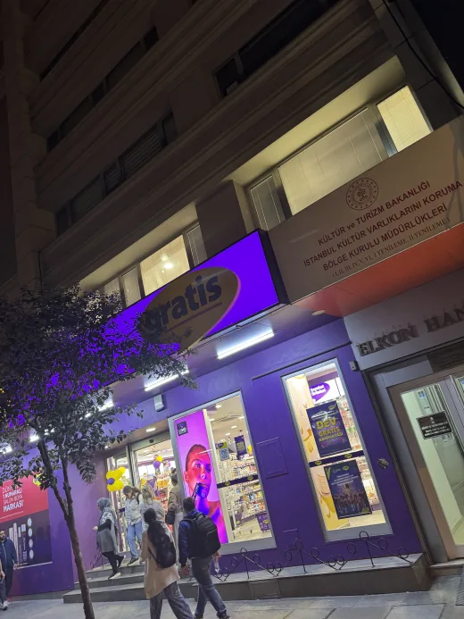 Saatçiler Çarşısı