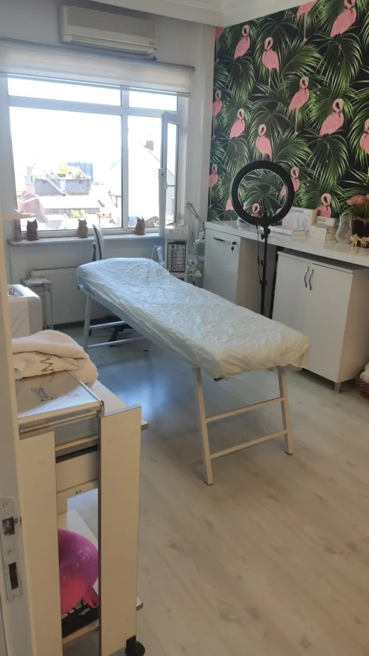 Arist Estetik-Lazer Epilasyon-Microblading Kıl Tekniği-Bbglow-İğneli Epilasyon