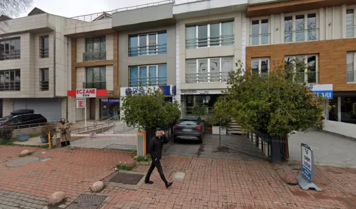 Rinoest | Dr. Coşkun Şanverdi Kliniği | Dolgu | Botoks | Dudak Dolgusu | Mezoterapi | Burun Dolgusu