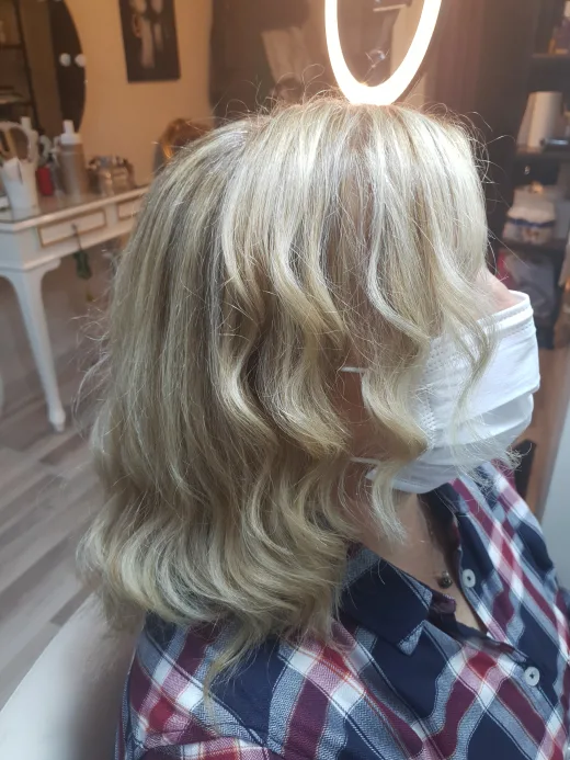 Elif Kaçan Bayan Kuaförü